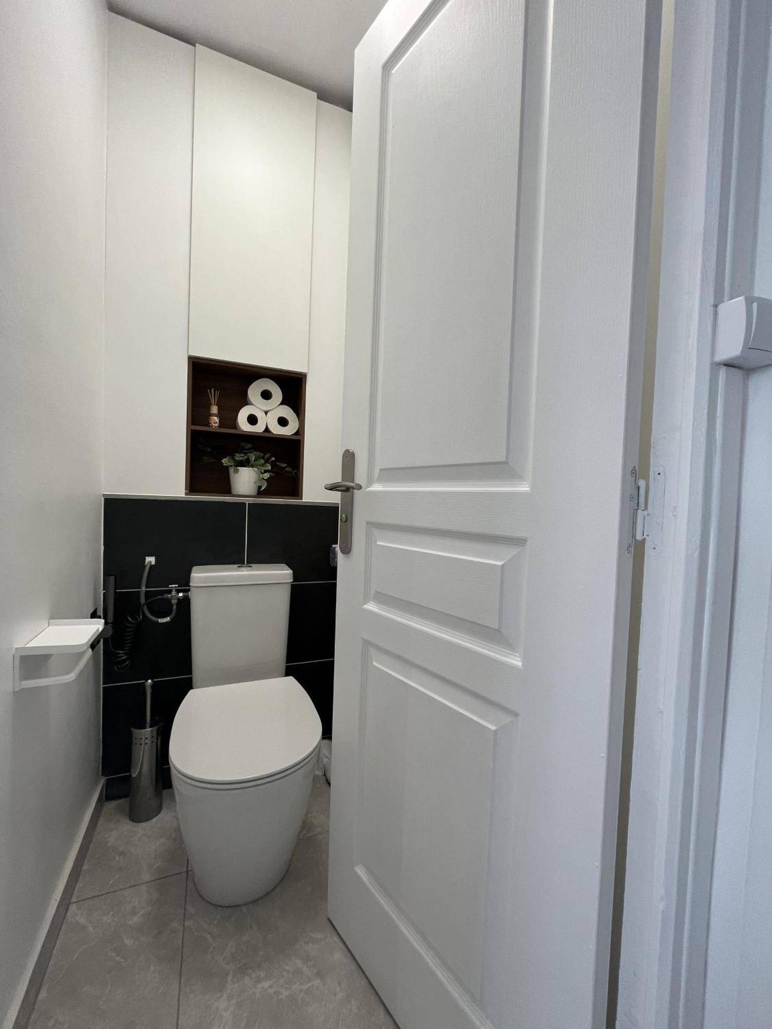 Entire 60M2 Apartment - Close To Paris - Parking - Kitchen - 2Min Rerb - Olympic'24 Bourg-la-Reine Bagian luar foto