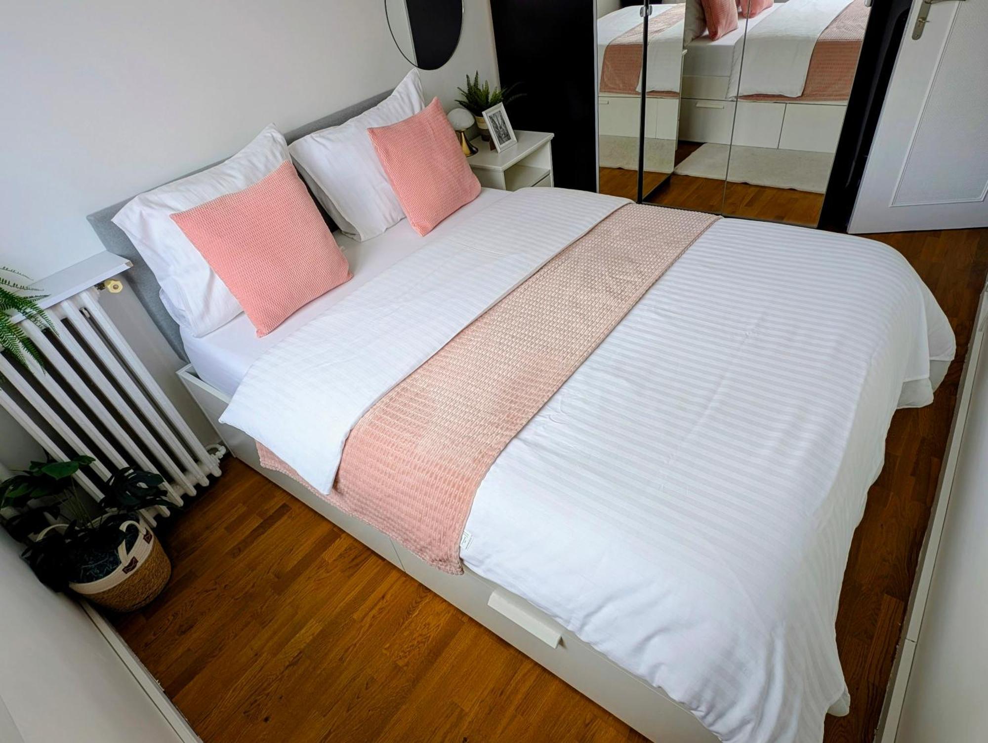 Entire 60M2 Apartment - Close To Paris - Parking - Kitchen - 2Min Rerb - Olympic'24 Bourg-la-Reine Bagian luar foto